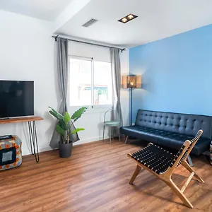 Caliu Barcelona - Camp Nou Apartment L'Hospitalet de Llobregat